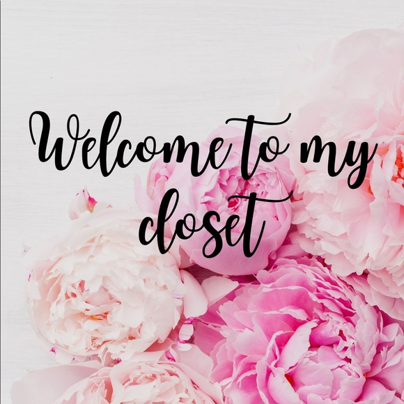 Meet your Posher, Sara - Picture 1 of 1